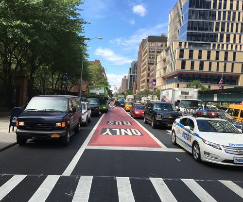 Bus Lane Pavement Marking Material 7018